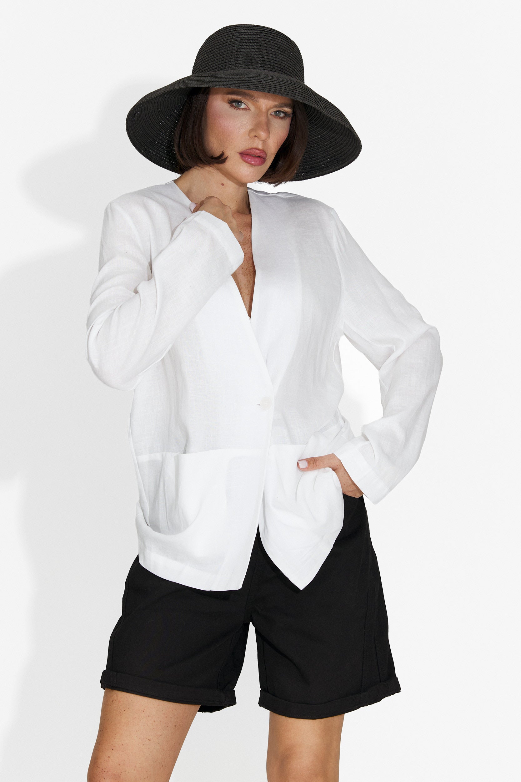 Eleganten bel ženski blazer Yarow Bogas