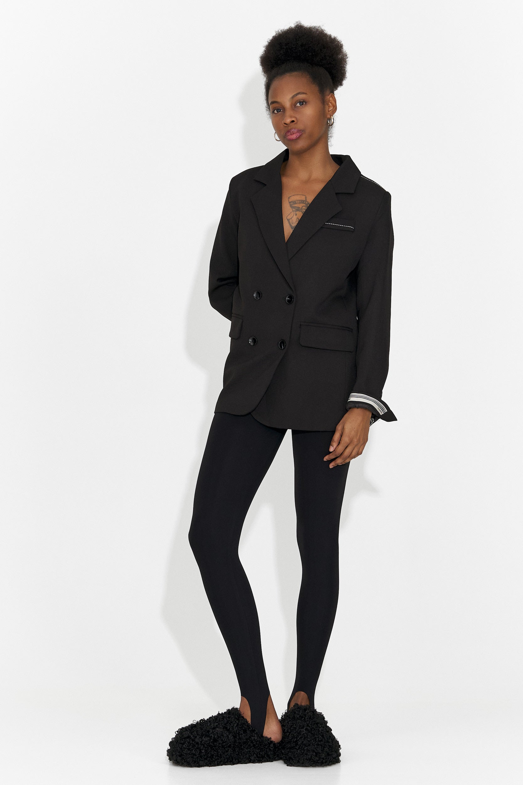 Eleganten črn ženski blazer Caleiaja Bogas