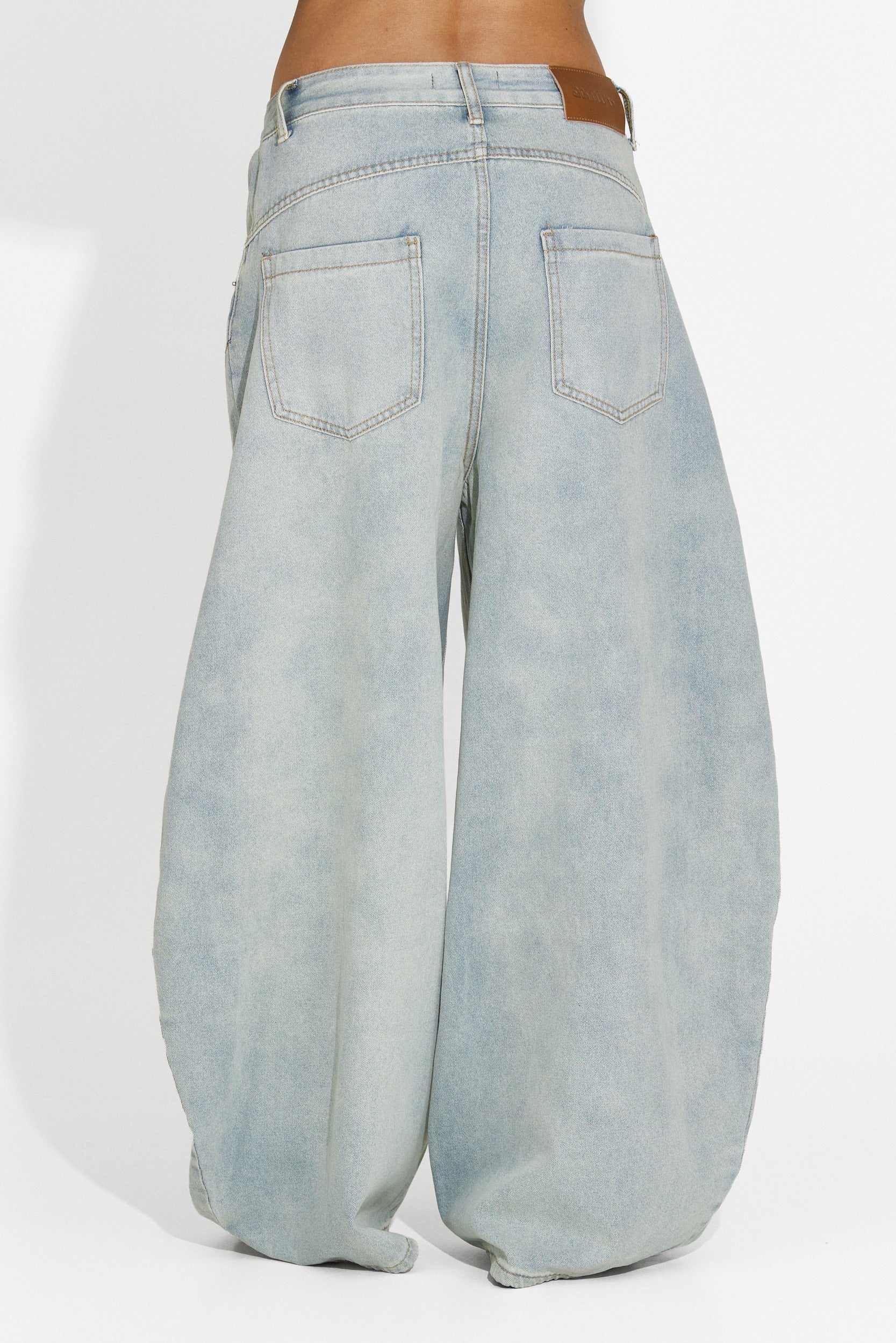 Svetlo modri casual jeans za ženske Valiama Bogas
