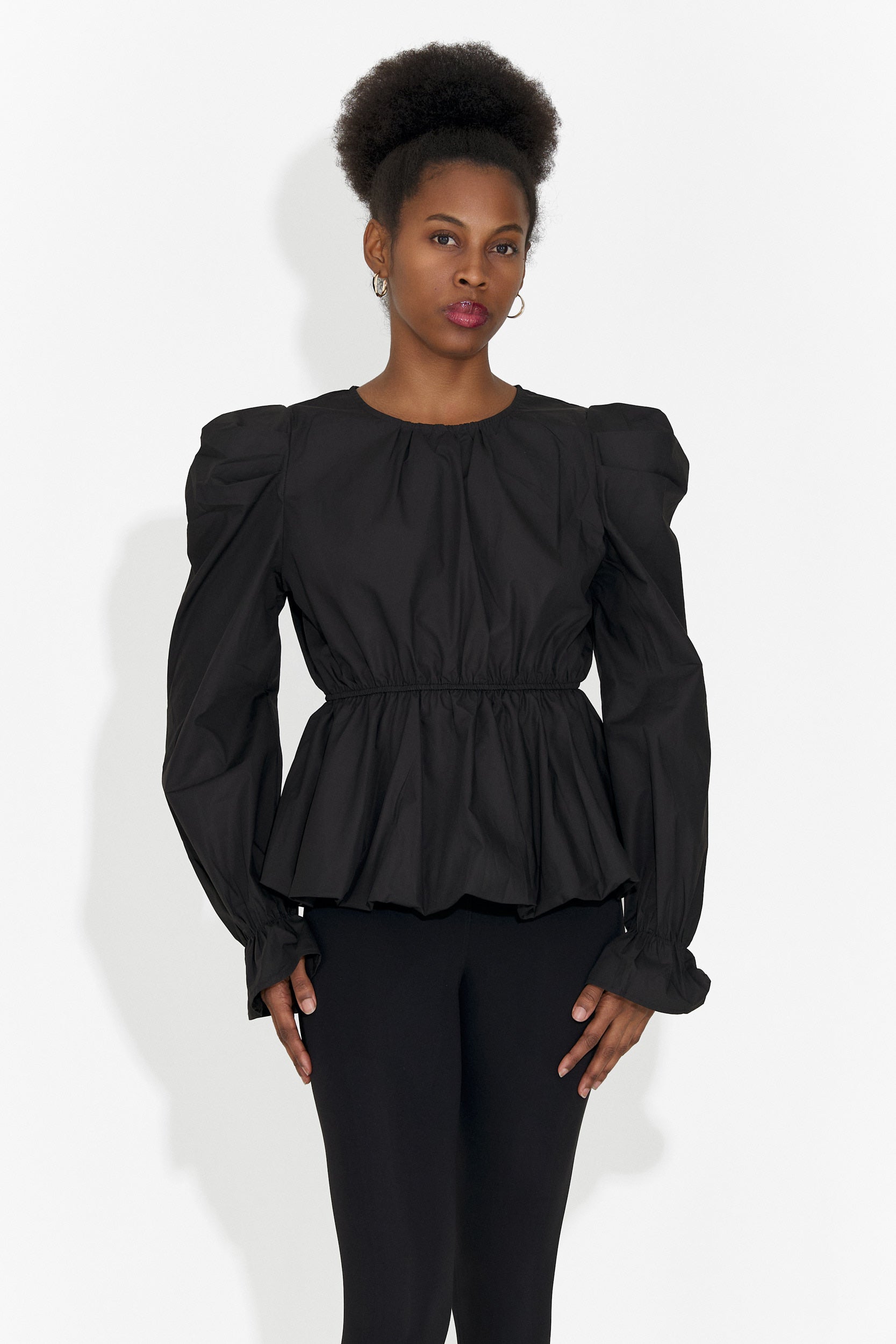 Elegantna črna bluza za dame Lindalia Bogas
