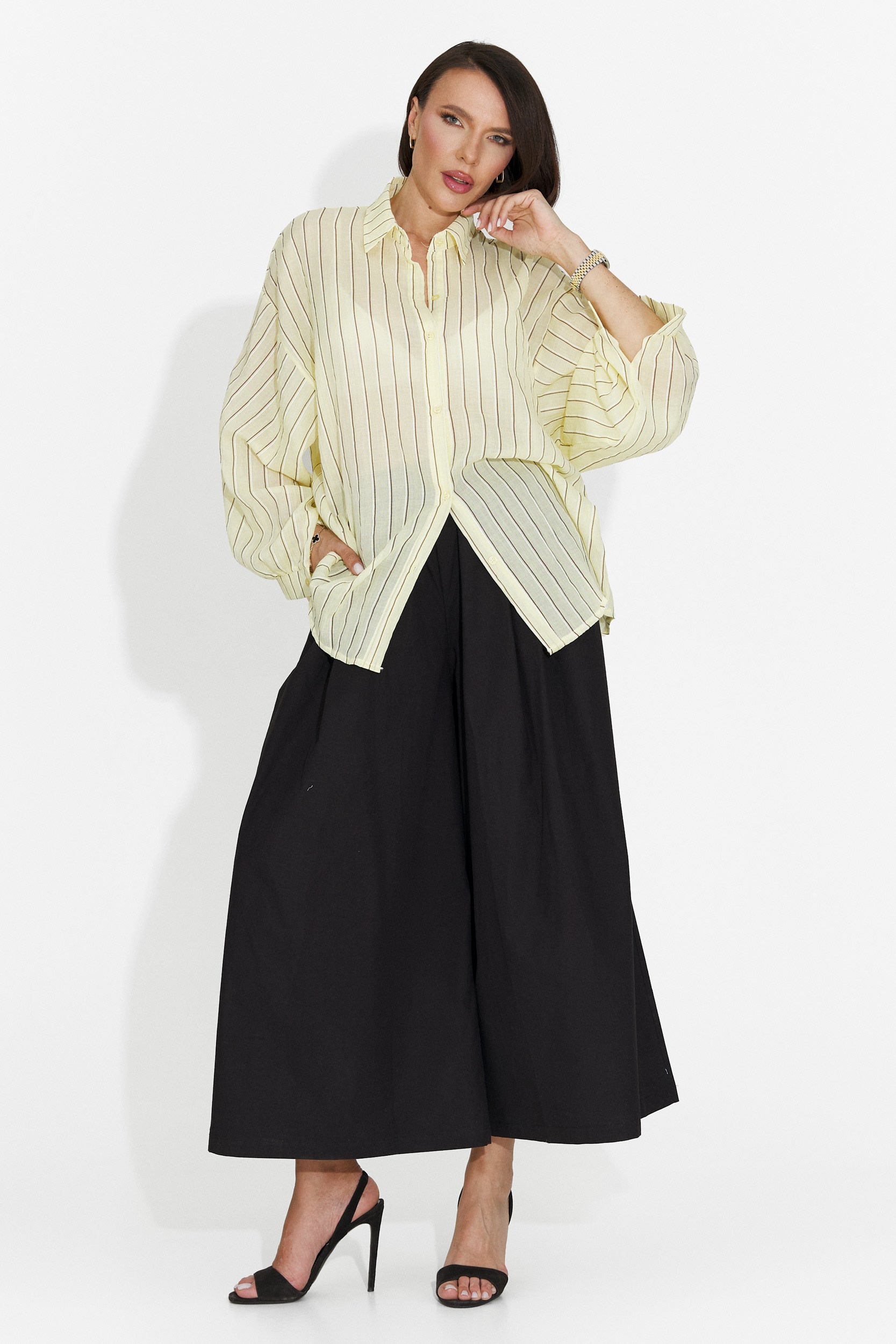 Modre hlače za ženske znamke Bluebel Bogas, casual stil