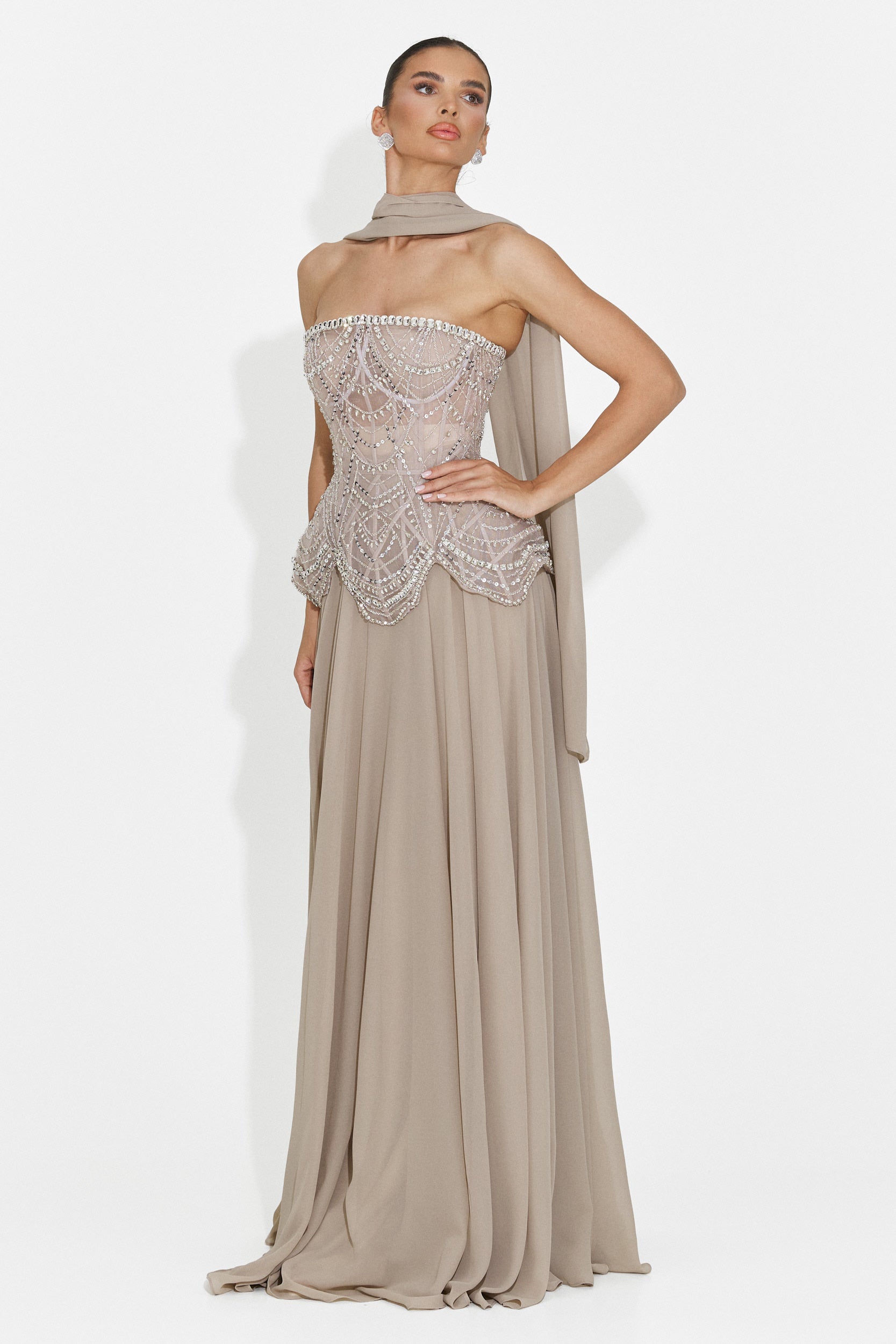 Rochie dama lunga bej Jutta Bogas