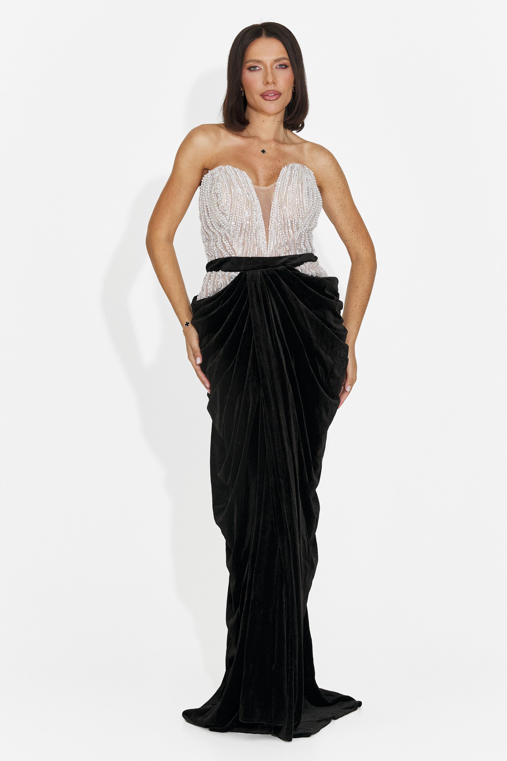 Rochie dama lunga neagra Poynta Bogas