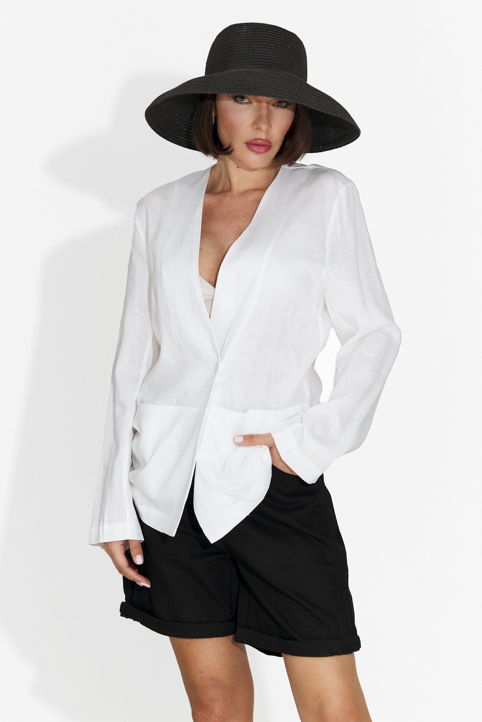 Eleganten bel ženski blazer Yarow Bogas