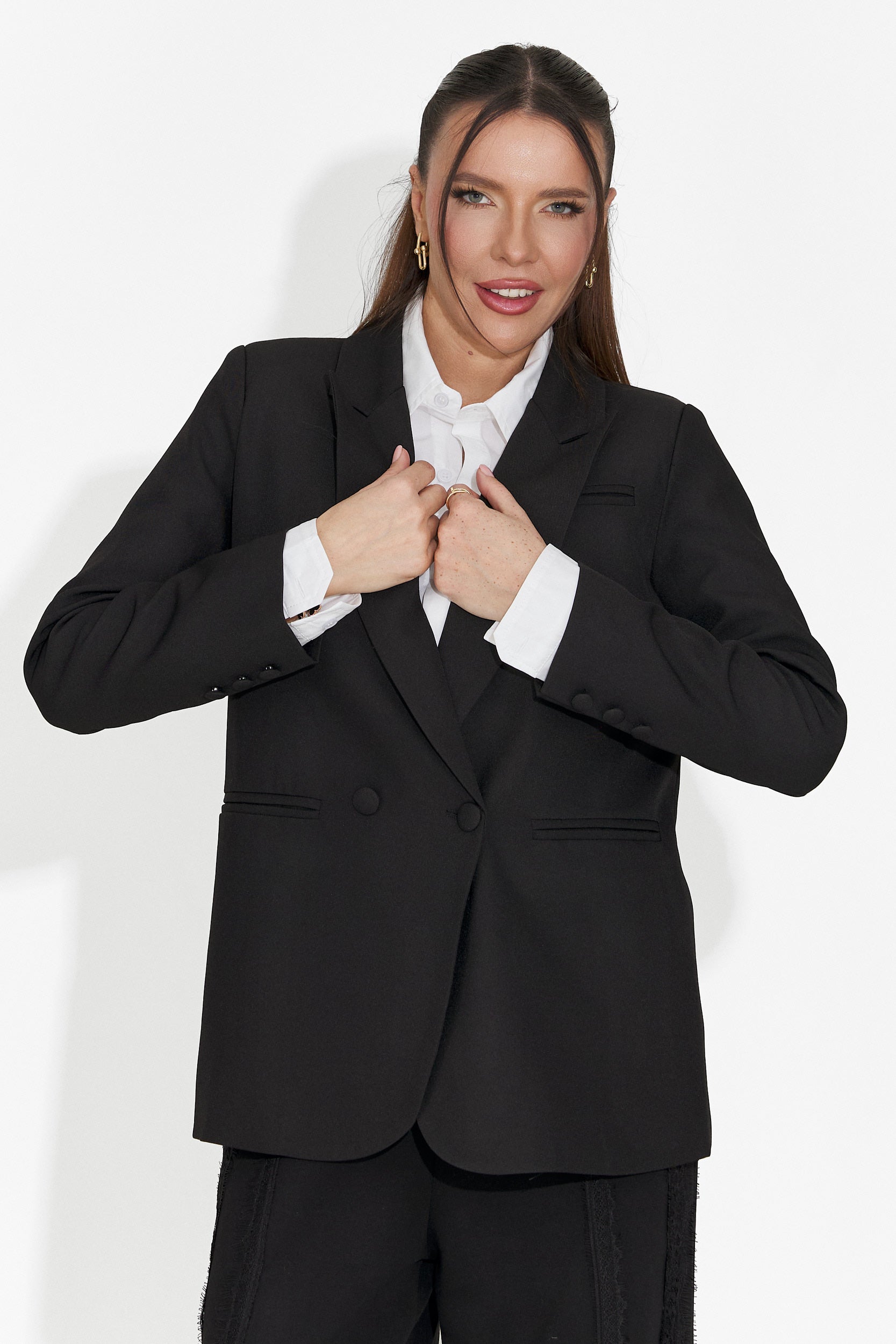 Eleganten črn ženski blazer Celima Bogas